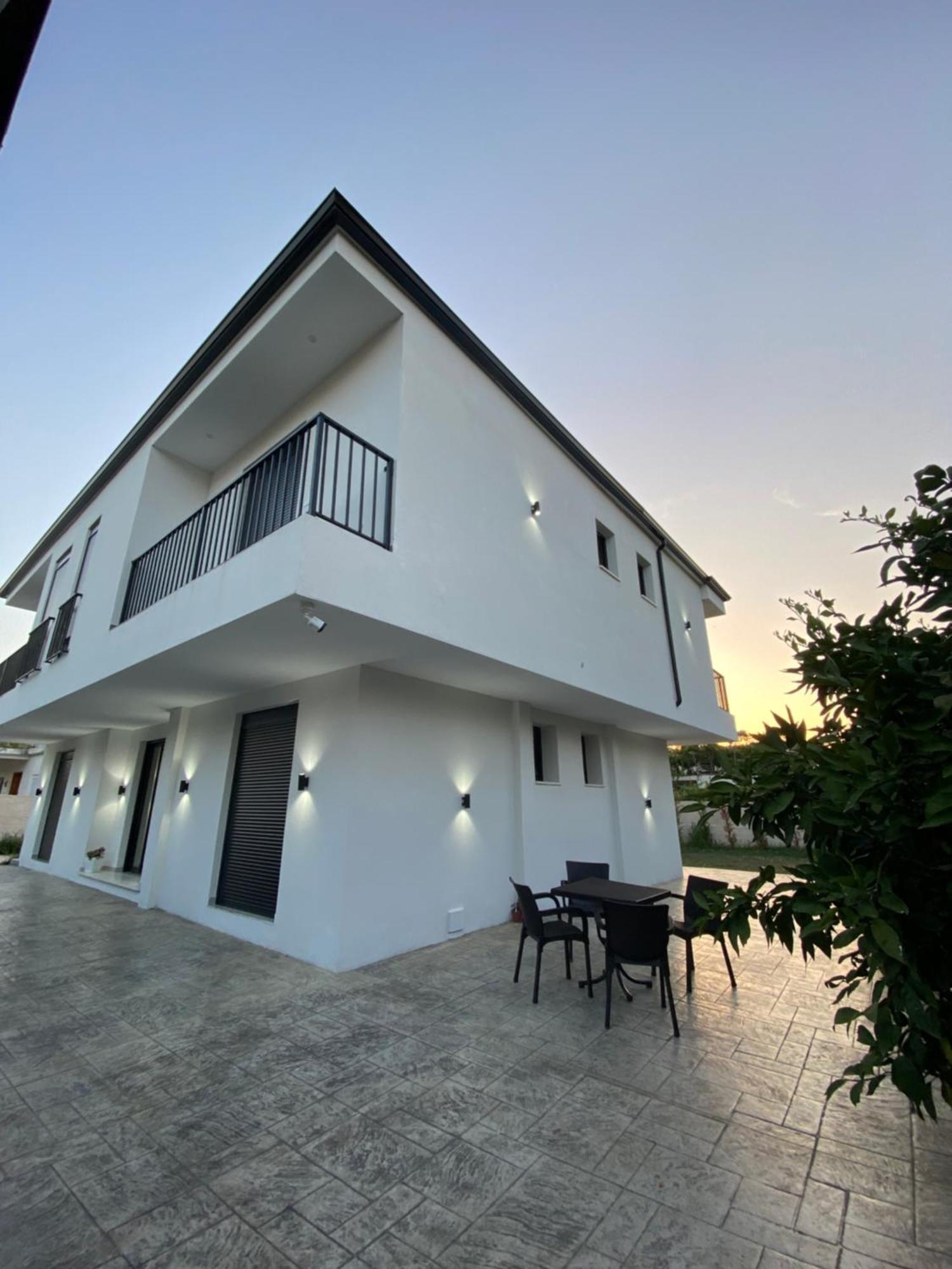 Villa Papa-Berat Exterior foto